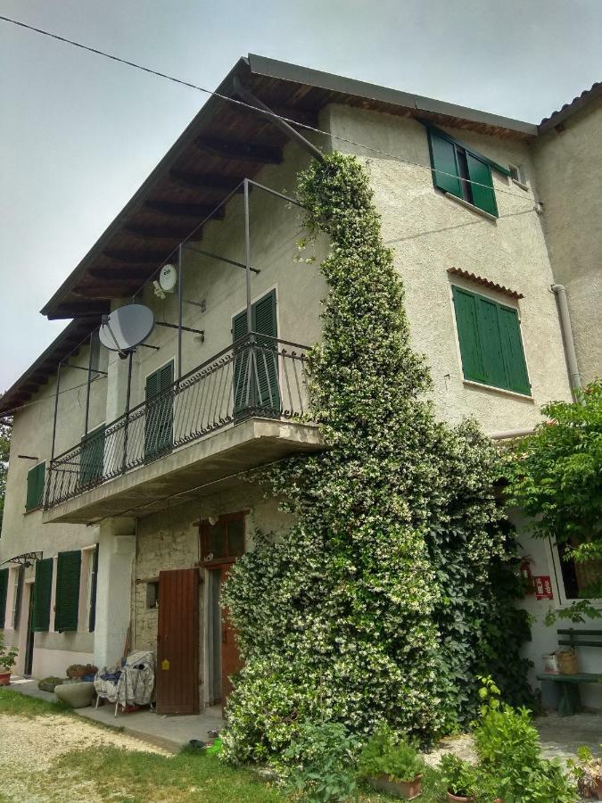 Friendly Holiday Homes Garbagna Luaran gambar